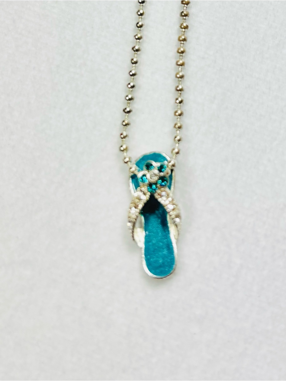 Avon Vintage Silver-Tone Teal Teardrop Pendant Necklace